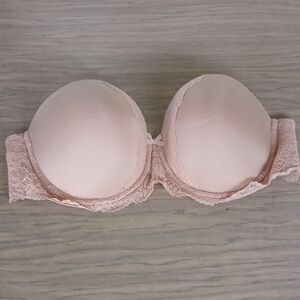 Victoria's Secret Soft Pink‎ Lace Bra